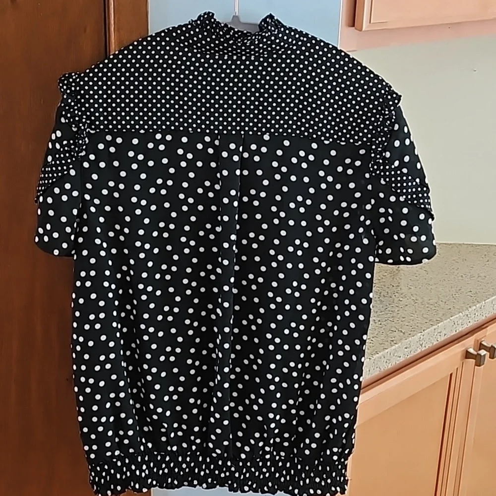 Black Polka Dot ruffle blouse with elastic band waist - Picture 9 of 9